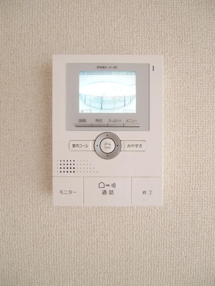 �y�Z�L�����e�B�z�@TV���j�^�[�z��