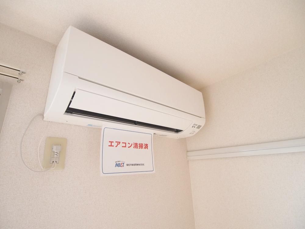 �y���̑��ݔ��z�@�G�A�R��1��t��