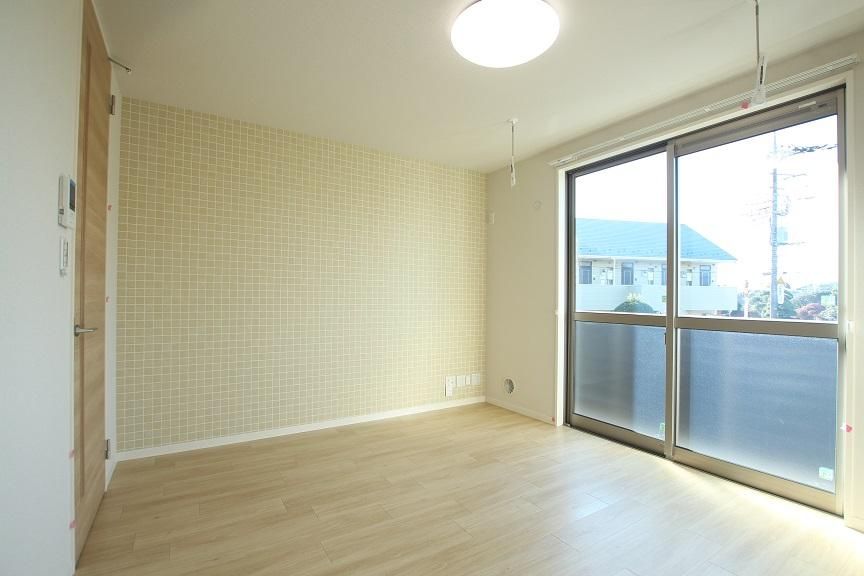 yErOz@LEDƖEEGARȂǏ[I