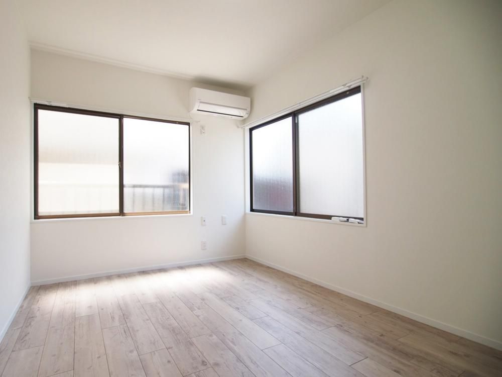 �y���ԁE���r���O�z�@6���̗m��
��������ǍD��