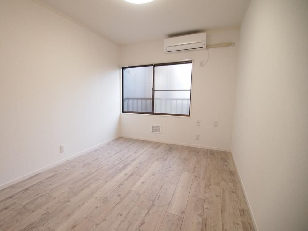 �y���ԁE���r���O�z�@6���̗m��
��������ǍD��