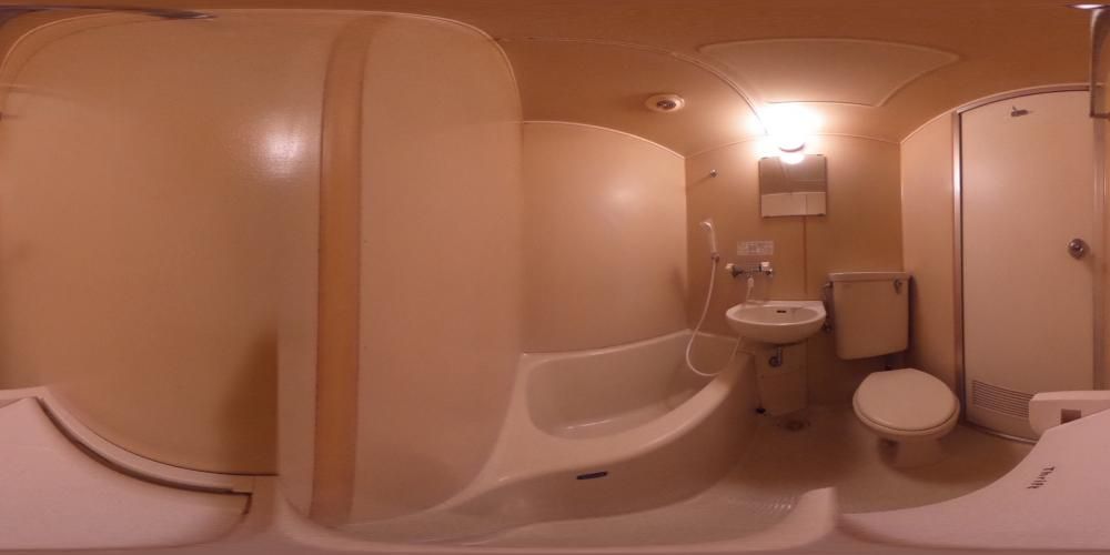 �o�X���[��