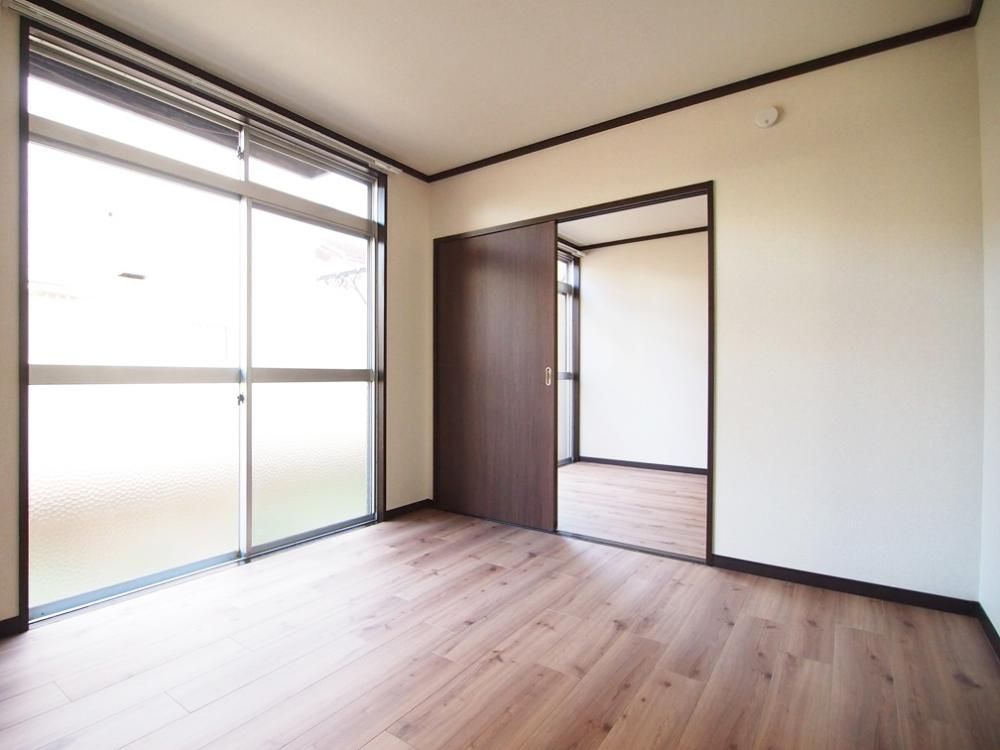 �y�����E���r���O�z�@�쓌����
��������ǍD