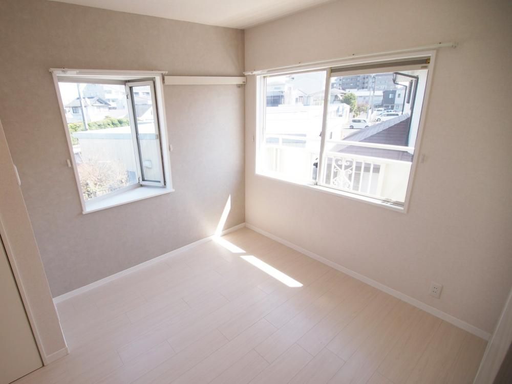 �y�����E���r���O�z�@�p�����̈�2�ʍ̌��ł��I