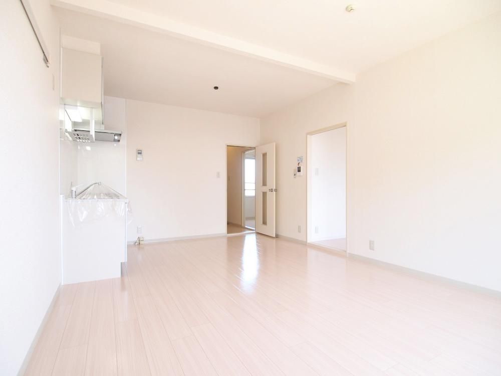 �y���ԁE���r���O�z�@