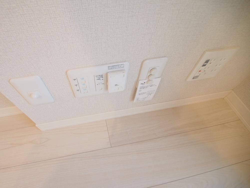 �y���̑��ݔ��z�@�C���^�[�l�b�g����
Wi-Fi�t��