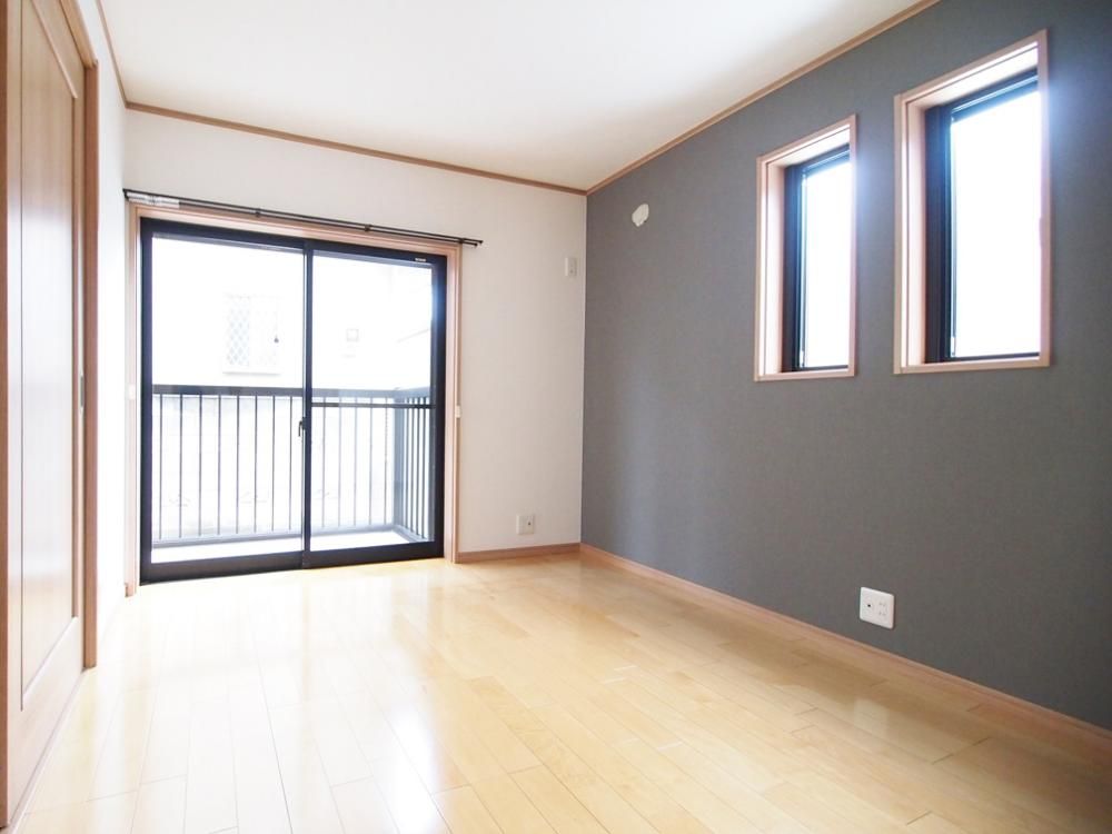 �y�����E���r���O�z�@�m��5.8��