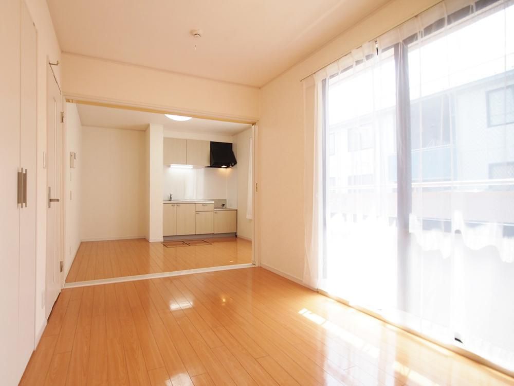 �y���̑������E�X�y�[�X�z�@�傫�ȑ������薾�邢DK