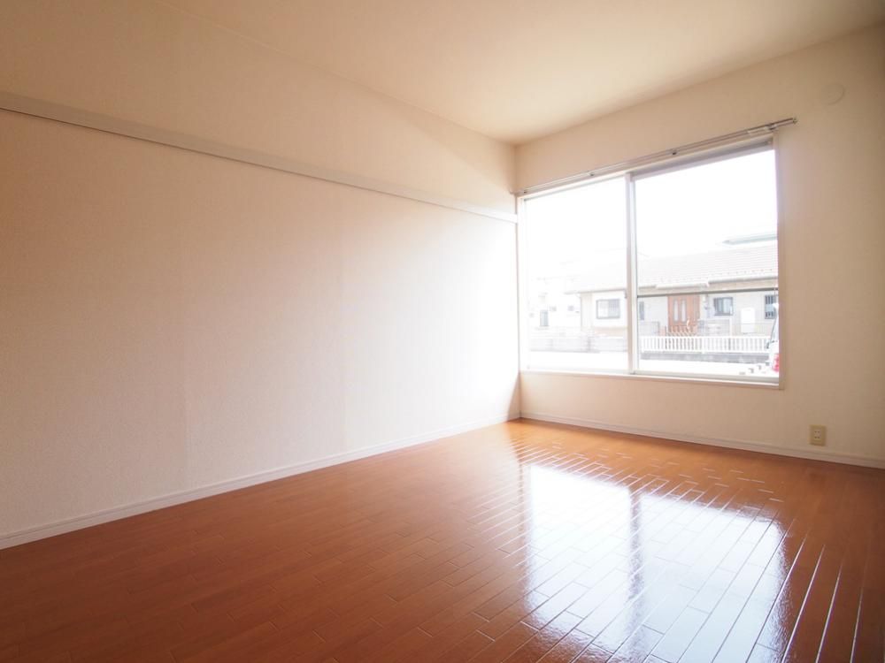 �y�����E���r���O�z�@6.1���m��