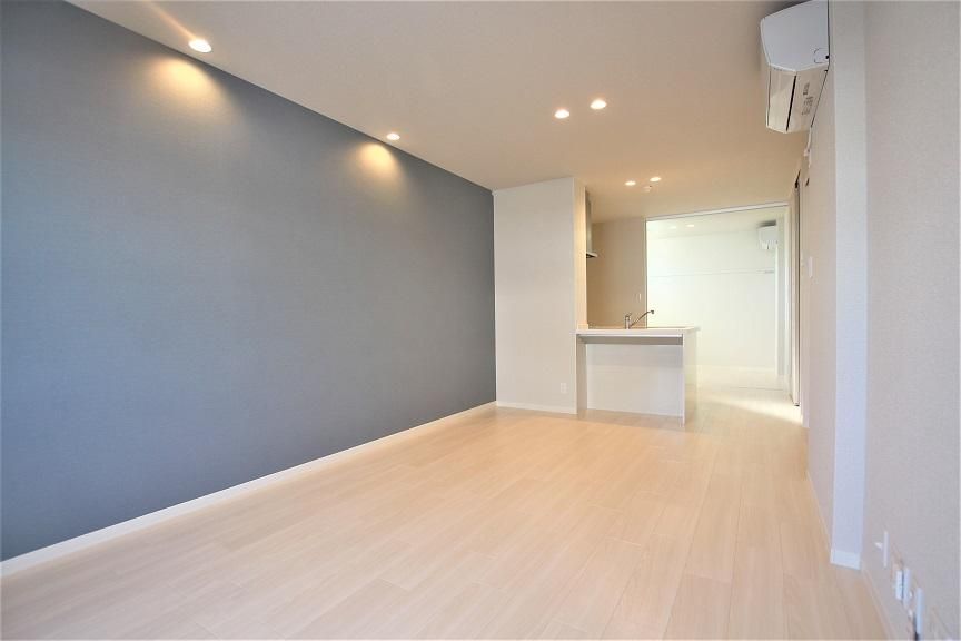 �y�����E���r���O�z�@�ݔ��̏ڍד����C�y�ɂ��₢���킹���������B