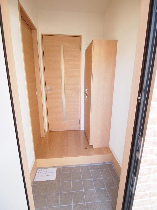 �y���ցz�@�傫�ȃV���[�Y�{�b�N�X�ł��Ƒ��̕������S���Ē����܂���