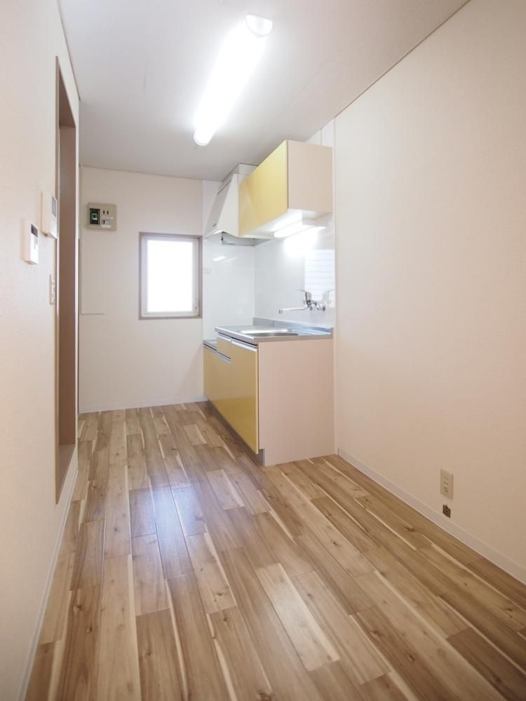 �y�L�b�`���z�@�S���̃L�b�`���X�y�[�X